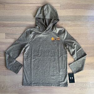 Boys brown under armour logo sweatshirt size medium nwt